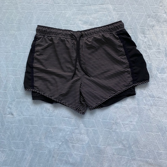 Black and White Athletic shorts with spandex - Picture 1 of 3